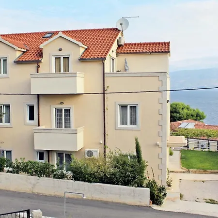 Apartment Apartments By The Sea Postira, Brac - 3244 Postira