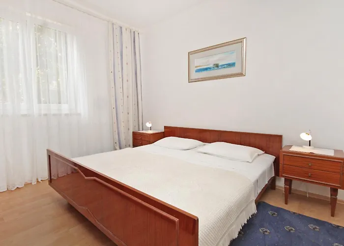 Apartment Apartments By The Sea Postira, Brac - 3244 *